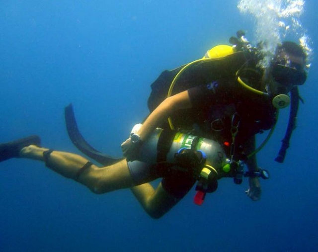  Bautismos y prácticas de buceo